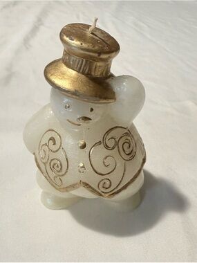 Vintage Decorative Snowman Candle With Golden Hat And Vest Details 4 1/2 tall